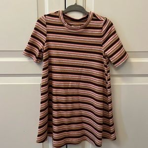 Gymboree girls ribbed swing dress.